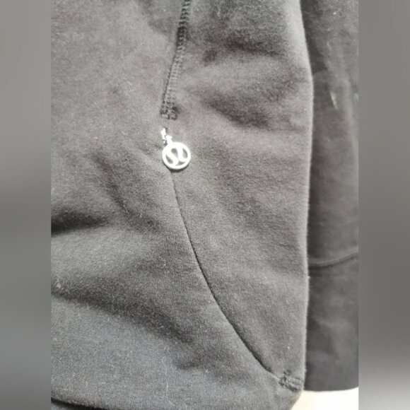 Lululemon Rest Day PulloverBlack size 10  ptp 23 - Picture 13 of 15